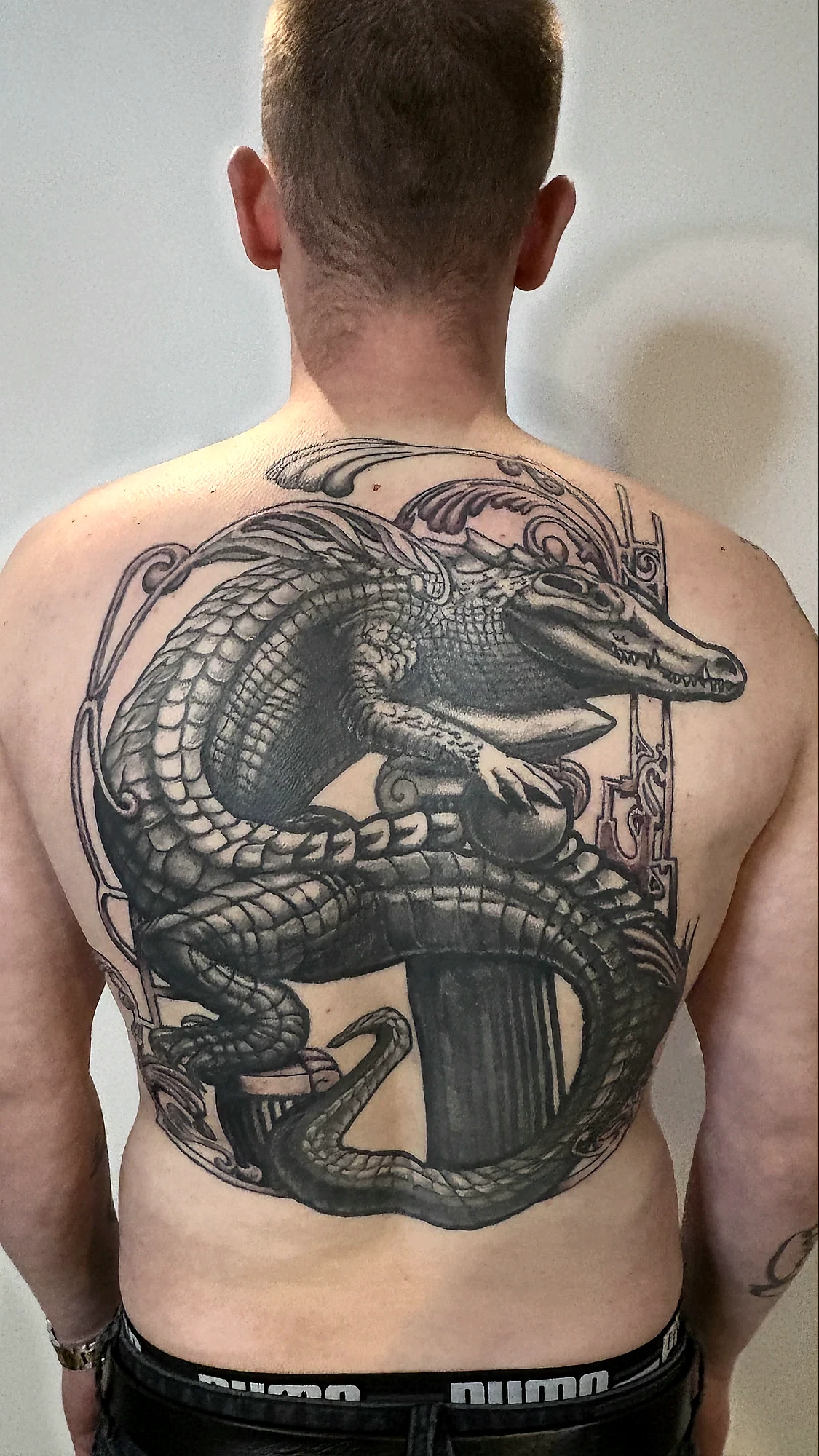 Blackwork Tattoo von Lloyd Salomon in Bremen – Motiv 031